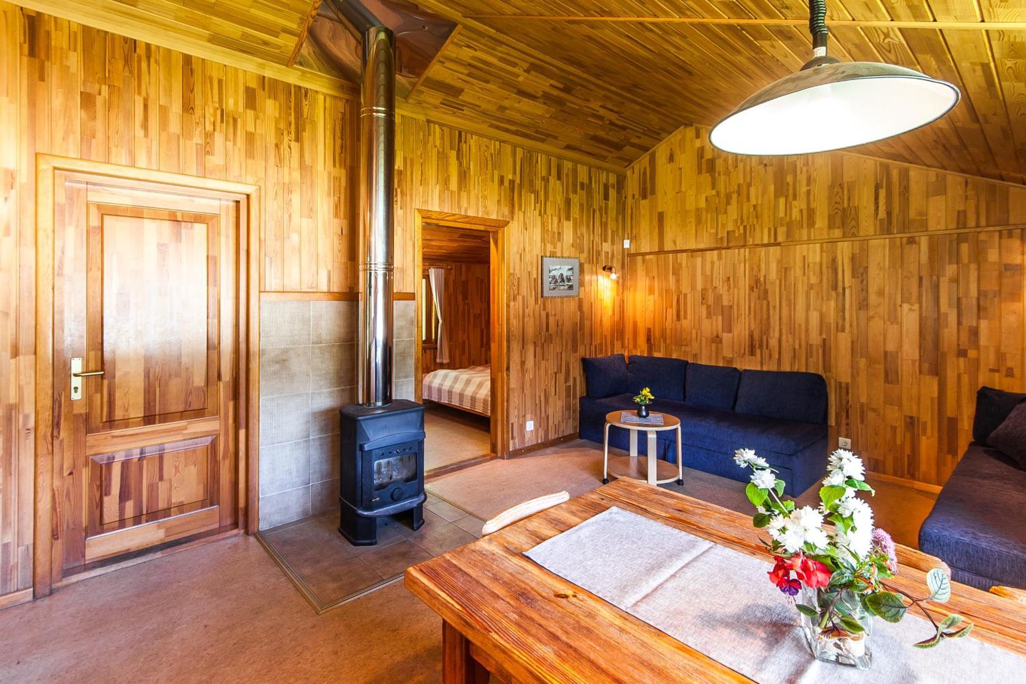 Laucu Akmens Hotell Skulte  Rom bilde